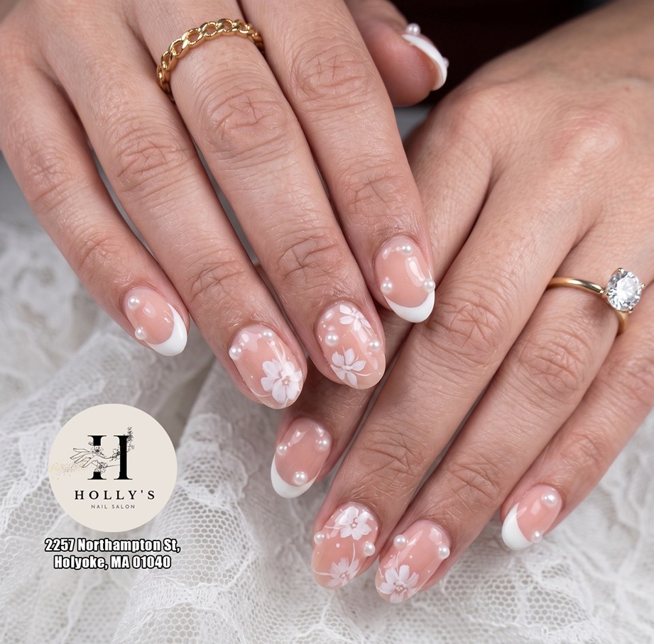 Holly's Nail Salon